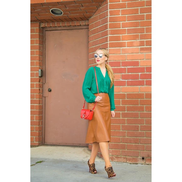 RARE 1970s Bonnie Cashin for Sills and Co Tan Leather Skirt - Picture 9 of 11